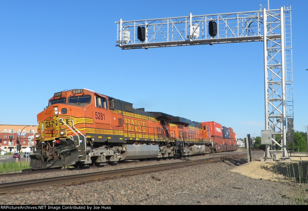 BNSF 5281 East